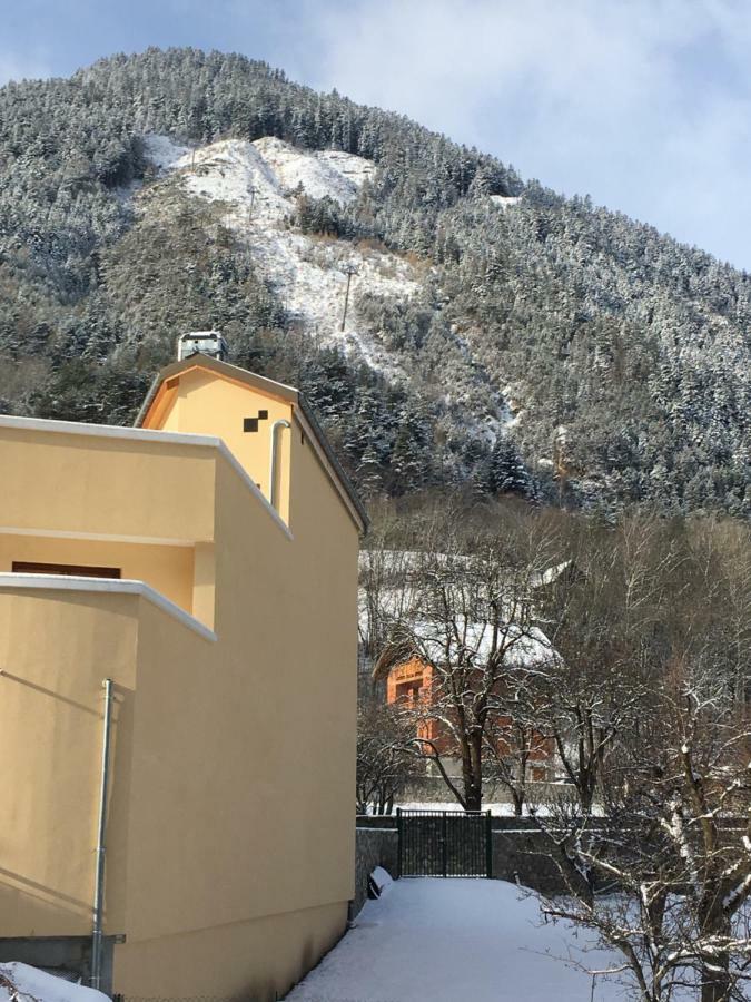 Tout Schuss Saint-Etienne-de-Tinee Bagian luar foto